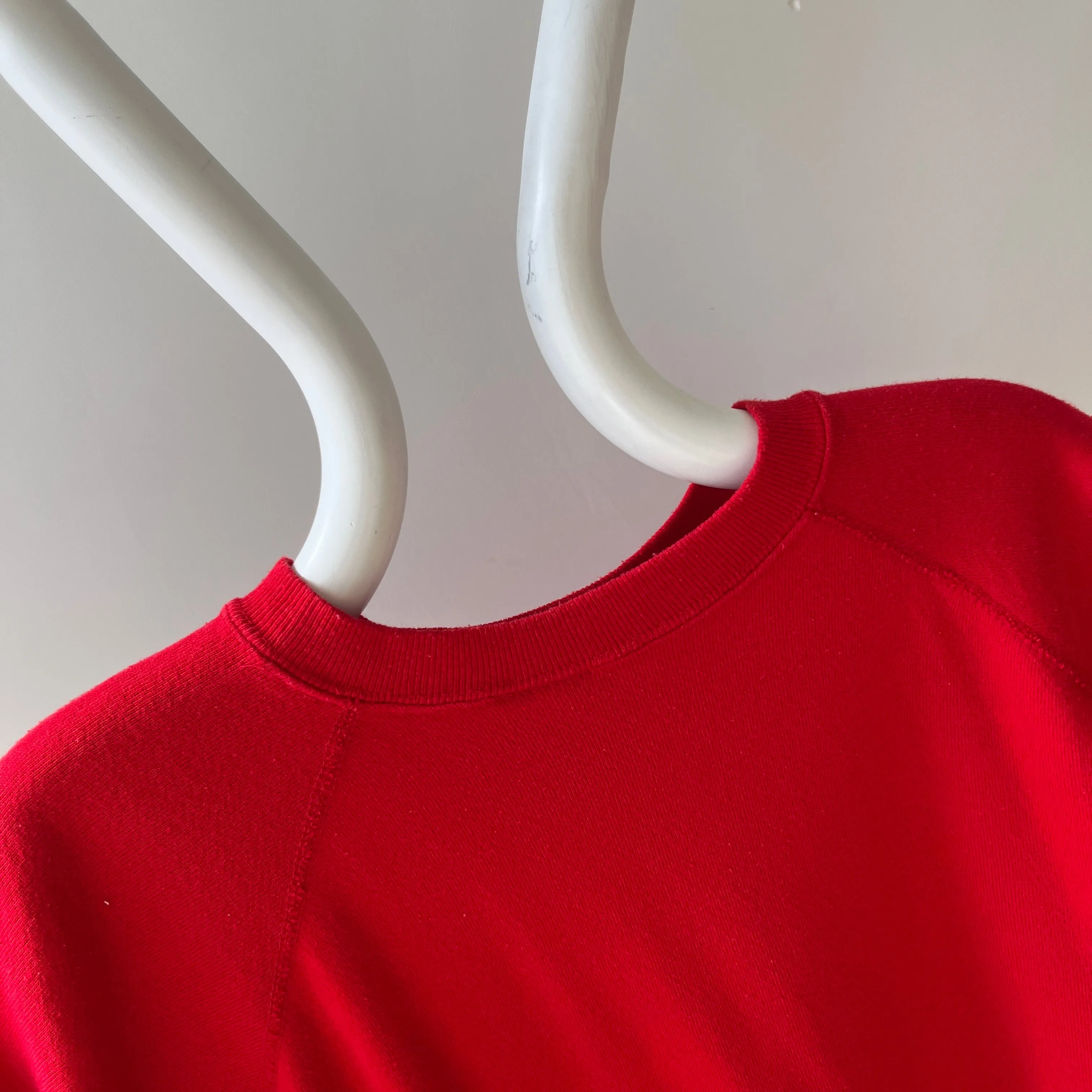 1980s Blank Lipstick Red Short Sleeve Warm Up Sweatshirt