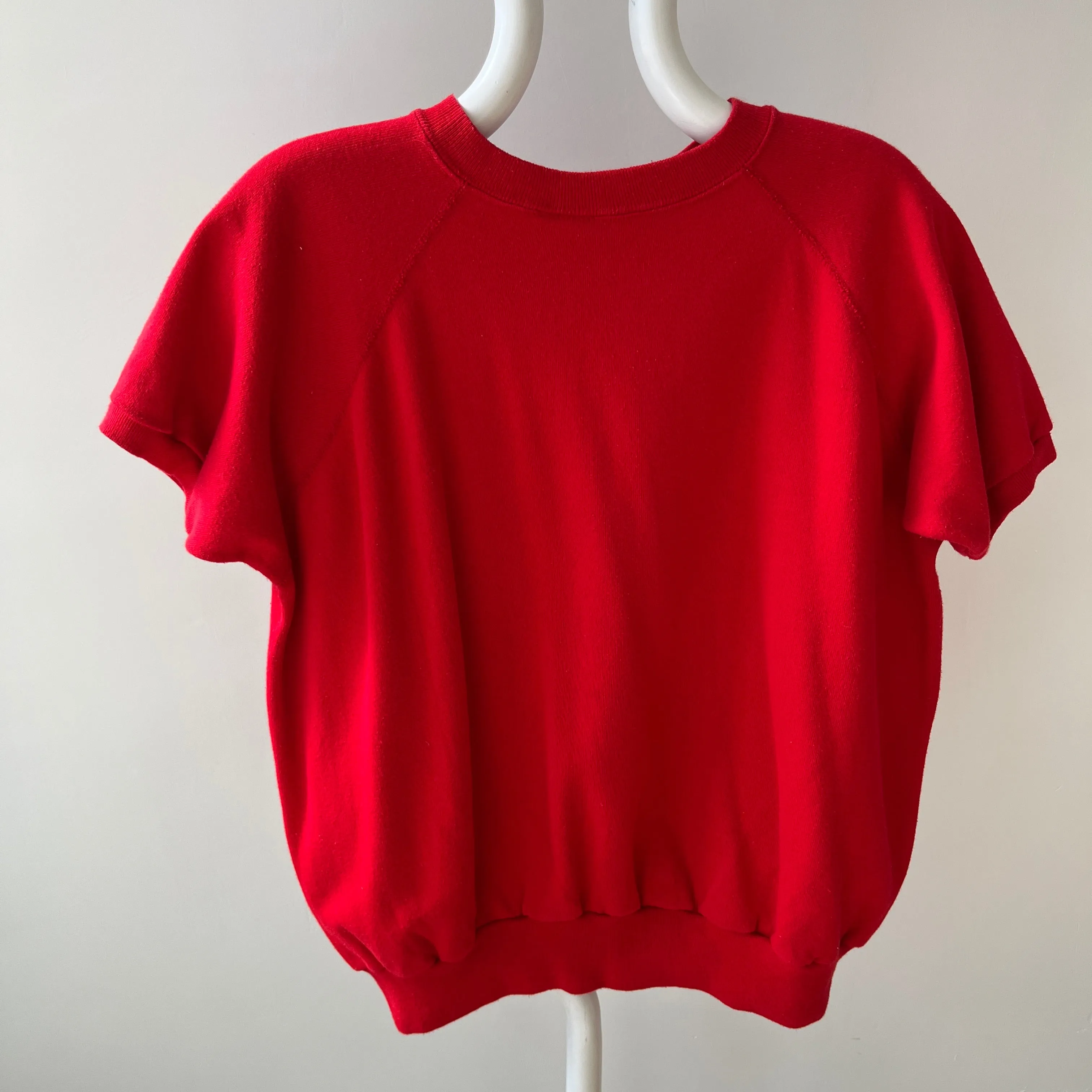 1980s Blank Lipstick Red Short Sleeve Warm Up Sweatshirt