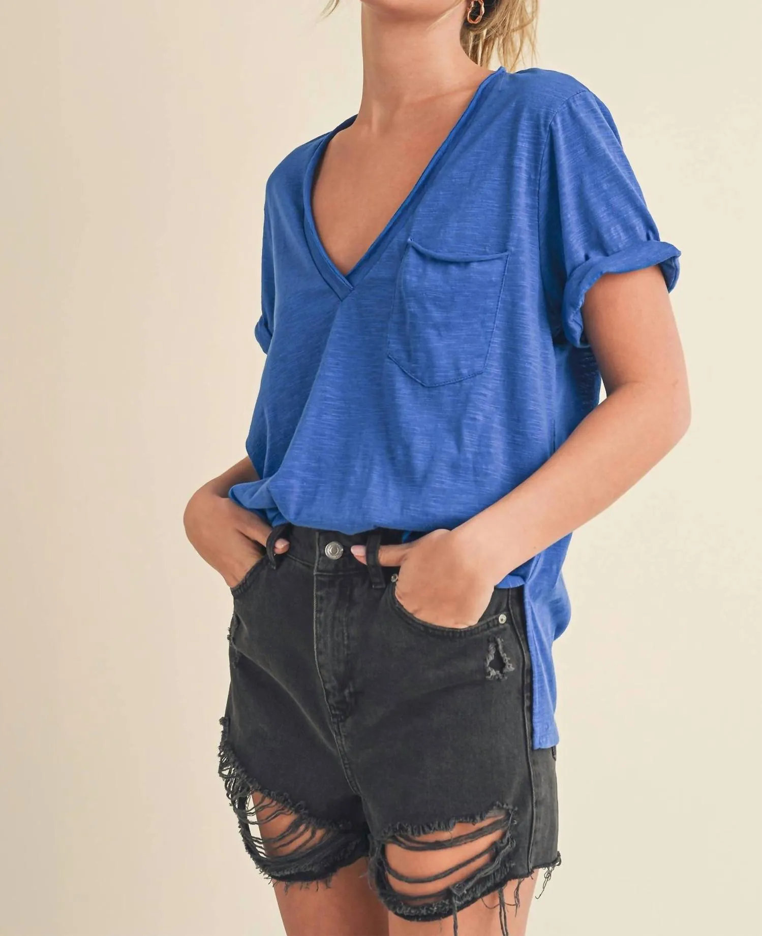 Aemi   Co - ZOIE V-NECK TOP