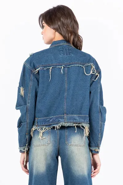 Distressed Frayed Edge Zip-Up Denim Jacket – Edgy & Vintage-Inspired Outerwear