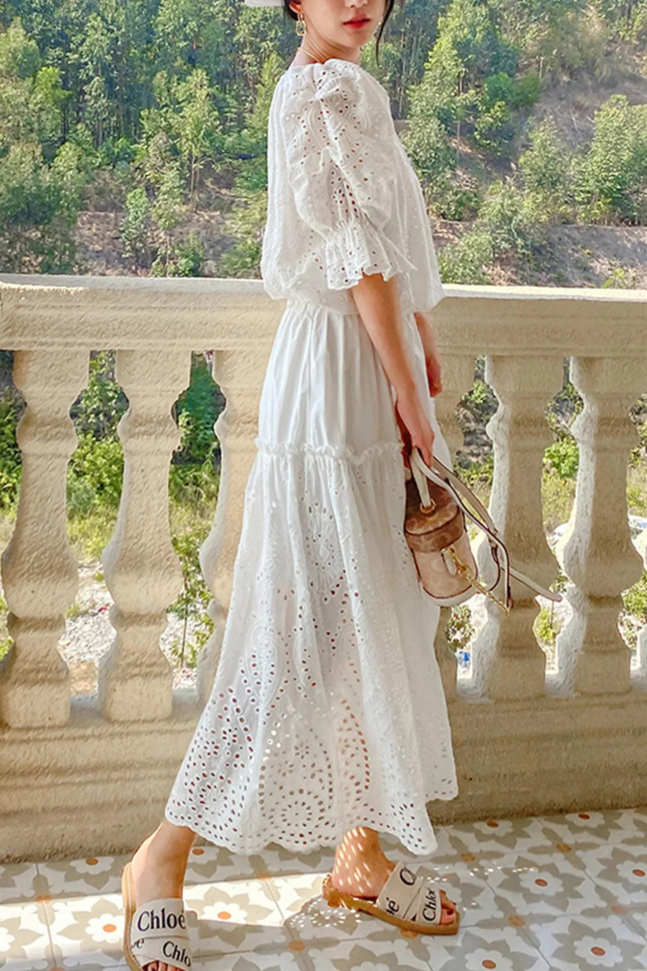 Embroidered Lace Pleated Skirt