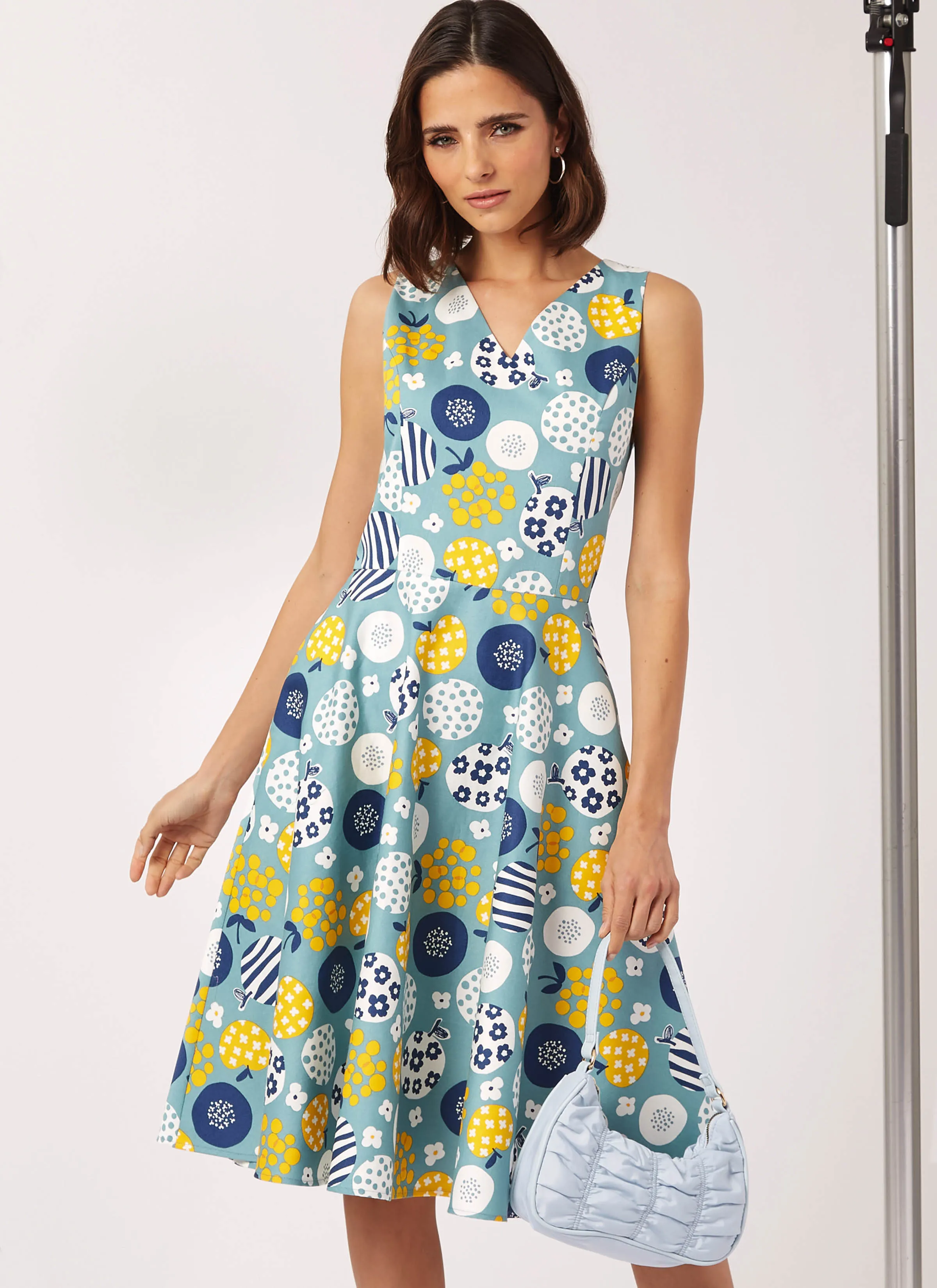New Look Sewing Pattern N6748 - Misses' Dress With Sleeve Variations