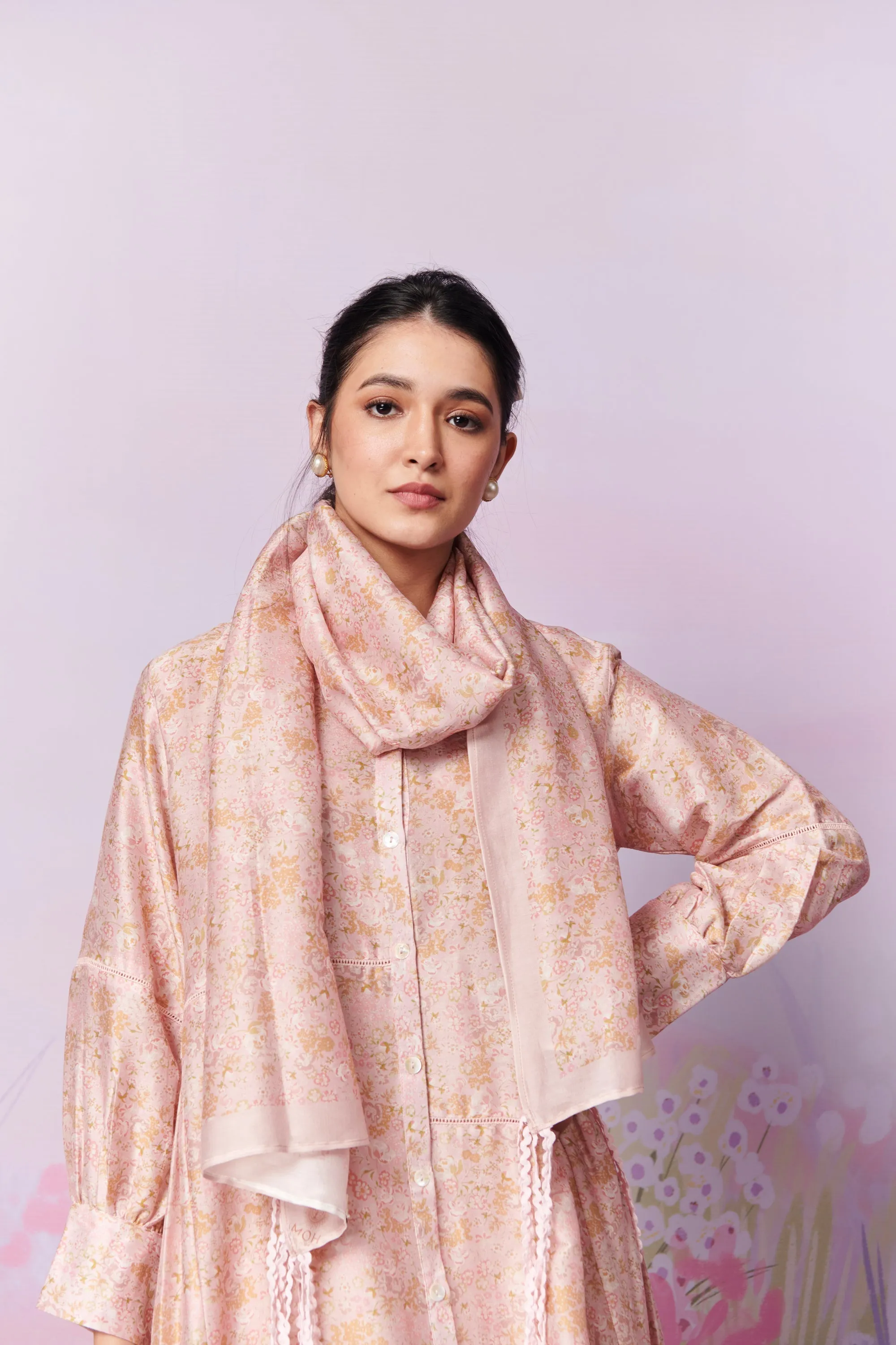 Petite Blooms Kurta and Trousers co-ord set with stole